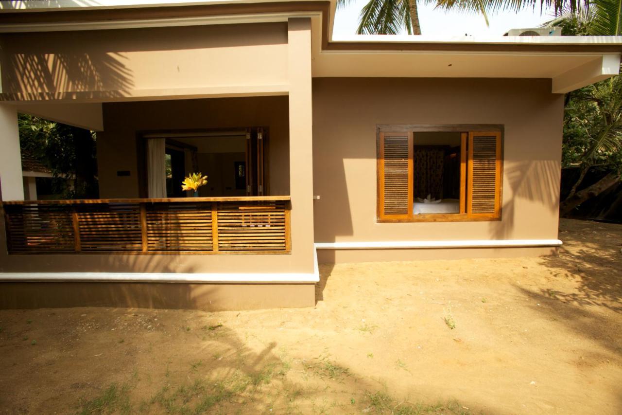 Dunhill Beach Resort Agonda Exteriör bild
