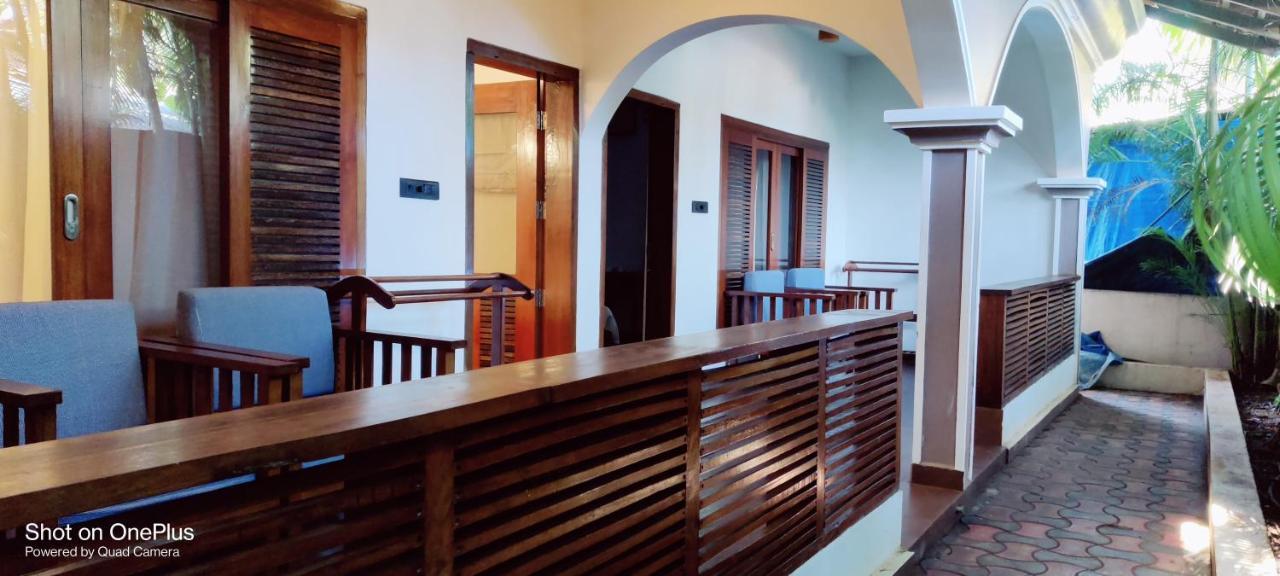 Dunhill Beach Resort Agonda Exteriör bild