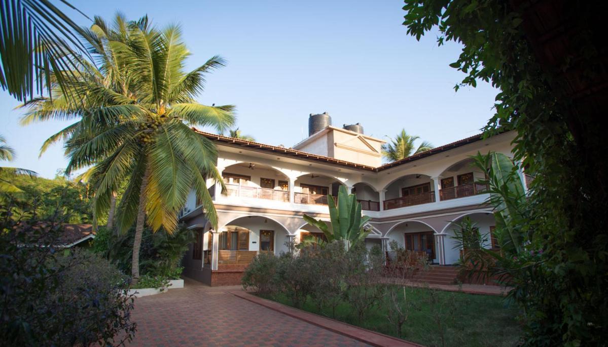 Dunhill Beach Resort Agonda Exteriör bild