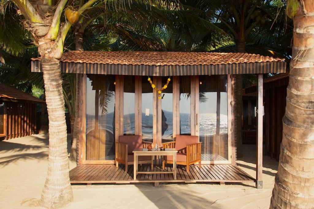 Dunhill Beach Resort Agonda Exteriör bild