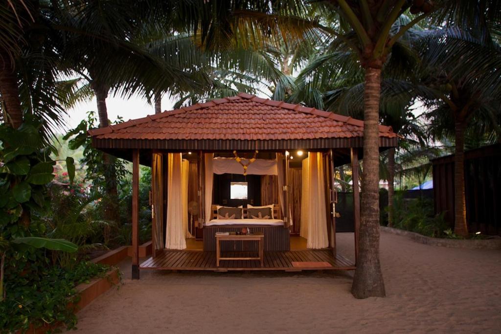Dunhill Beach Resort Agonda Exteriör bild