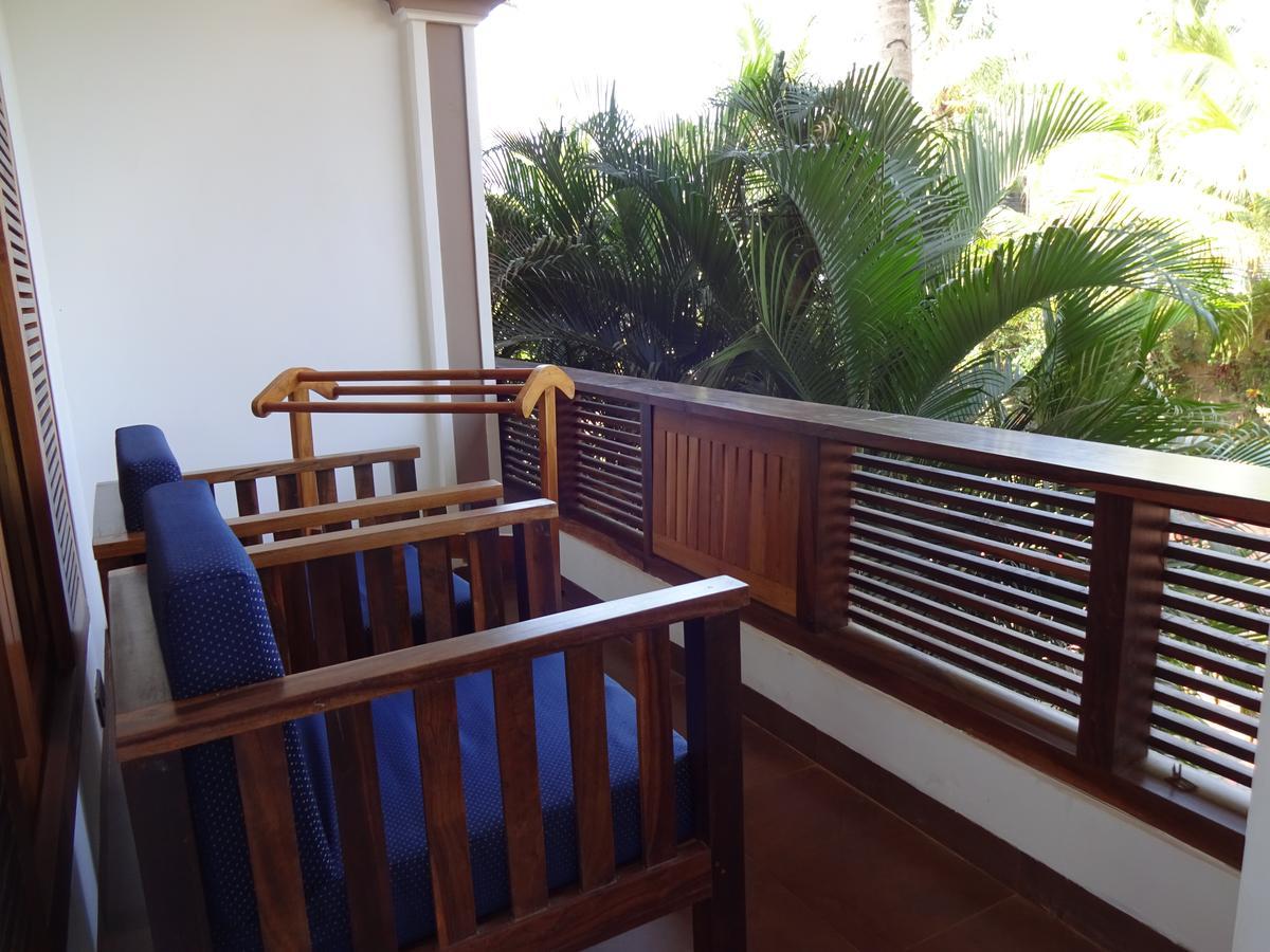 Dunhill Beach Resort Agonda Exteriör bild