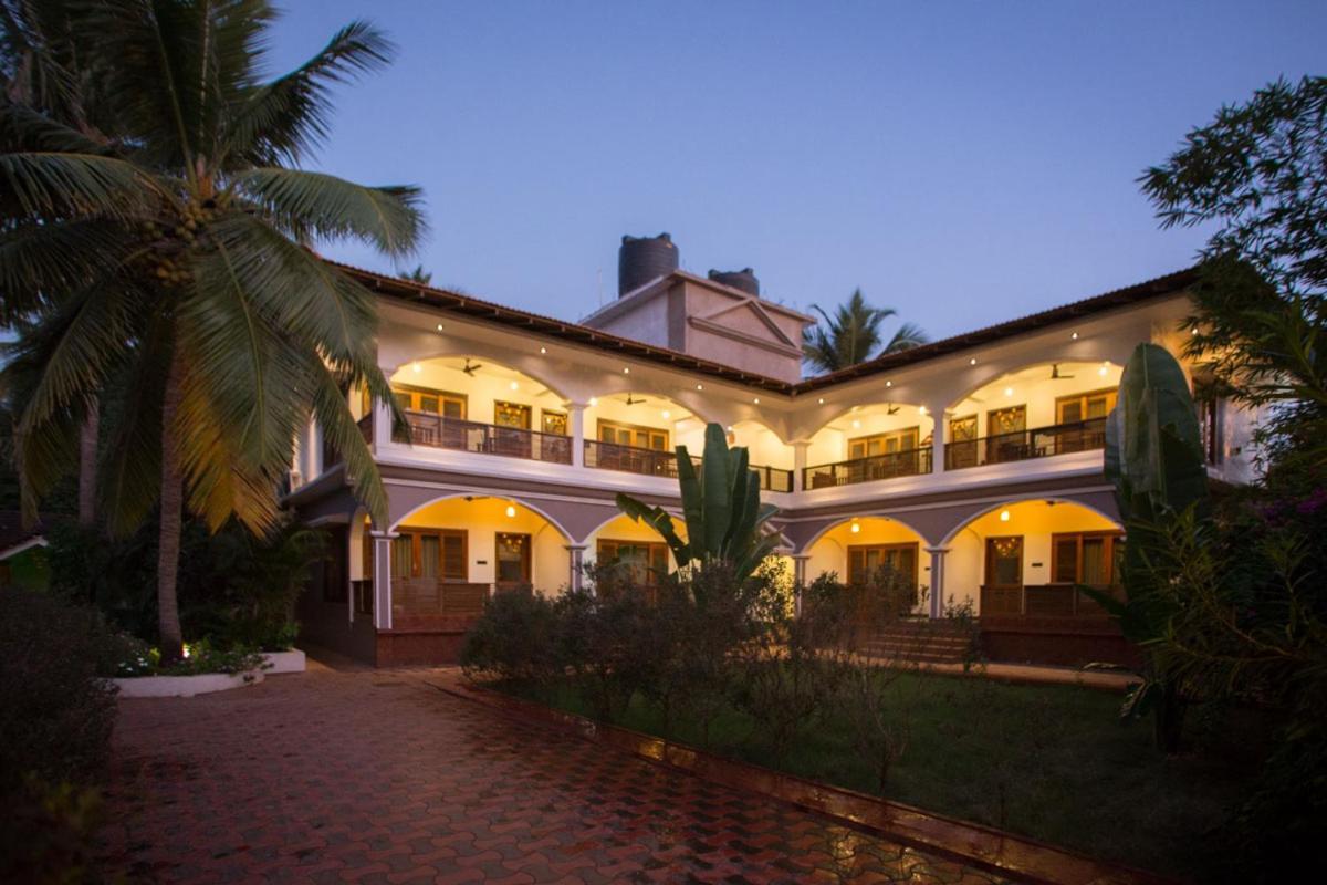 Dunhill Beach Resort Agonda Exteriör bild